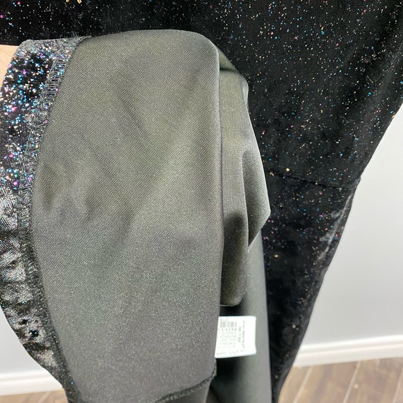 Zara dress for performance - Picture 2 of 4